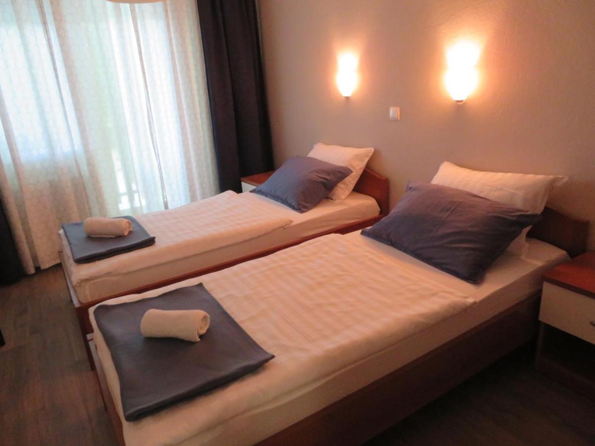 Guesthouse Ob Sotocju Budic Brezice Exterior photo