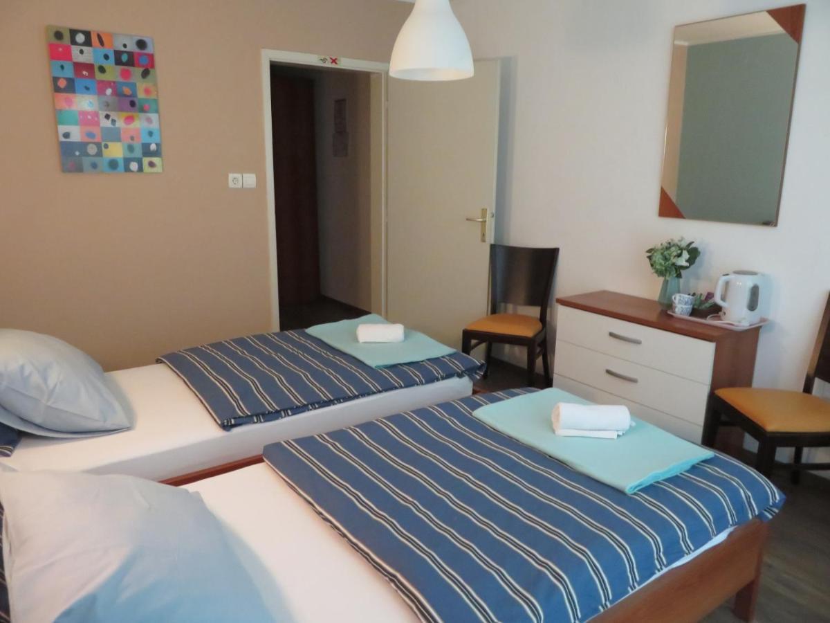 Guesthouse Ob Sotocju Budic Brezice Exterior photo